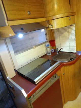 Autocaravana Laika Ecovip 3 -Bien conservada. 6m