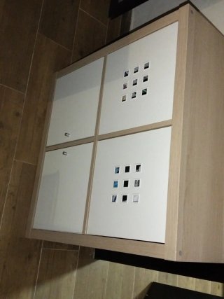 Mueble KALLAX  no incluye cajas blancas