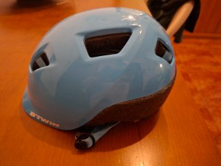 Casco Btwin niño Decathlon azul