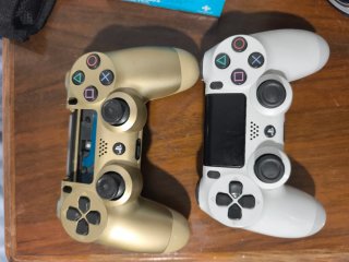 Mando PS4 Dorado y Blanco
