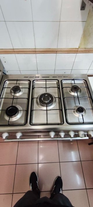 Cocina Industrial con Horno