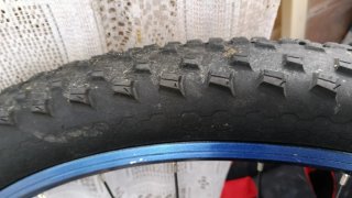 Rueda MTB 26 Continental Cross King 26x2.2
