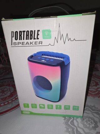 Altavoz Bluetooth Aome LED Multicolor 8W