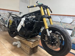 Proyecto Caferacer Yamaha XJR 1300