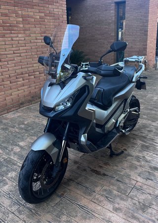 Honda X-Adv 750 / 01-2020