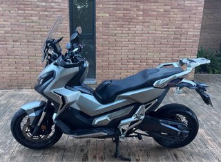 Honda X-Adv 750 / 01-2020