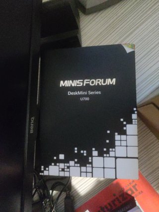 Minis Forum DeskMini U700 i5