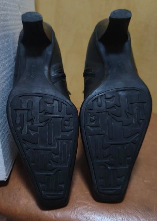 Botines FARRUTX Piel Negra Talla 40