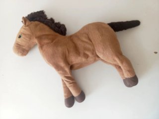 Muñeco caballo peluche marrón