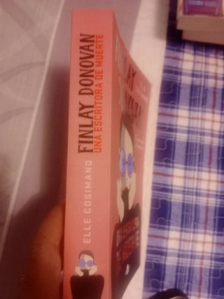Finlay Donovan: una Escritora de Muerte
