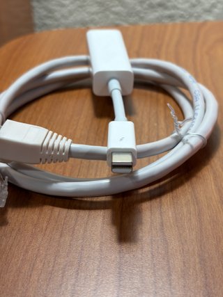 Adaptador originalApple Thunderbolt 2 a Ethernet