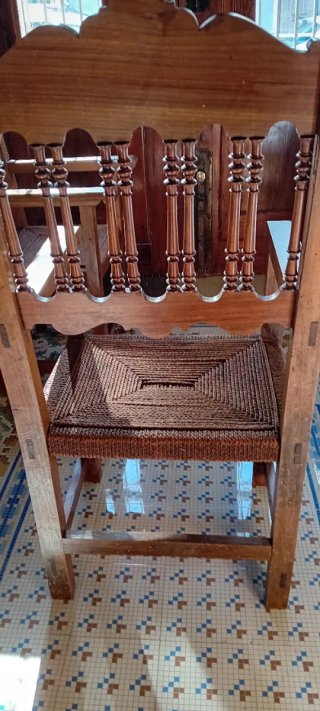 Sillones antiguos madera y cuerda 1906