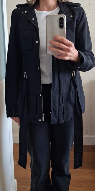 Parka ligera negra Zara Talla S