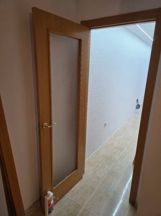 Puertas de madera maciza para interior