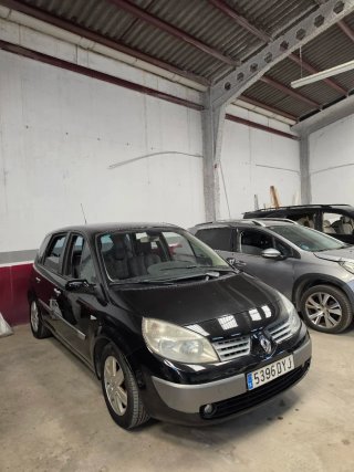 Renault Scenic 1.9 dCi Dynamique Confort