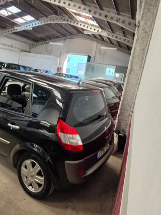 Renault Scenic 1.9 dCi Dynamique Confort