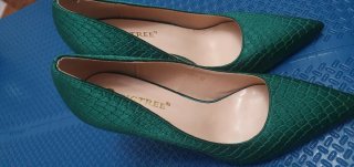 Zapatos de tacón verdes Bigtrre talla 40