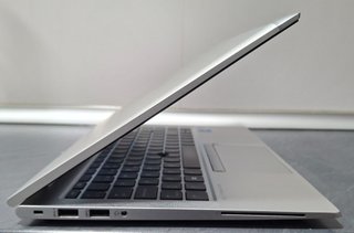 HP Elitebook G8 i5 vPro 256GB SSD 16GB RAM 5G