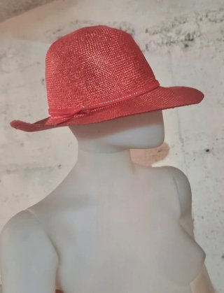 Cappello cloche estivo donna sartoriale