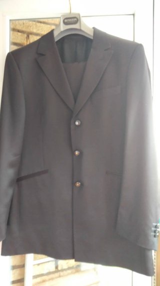 Traje de novio marrón talla 54 + chaleco