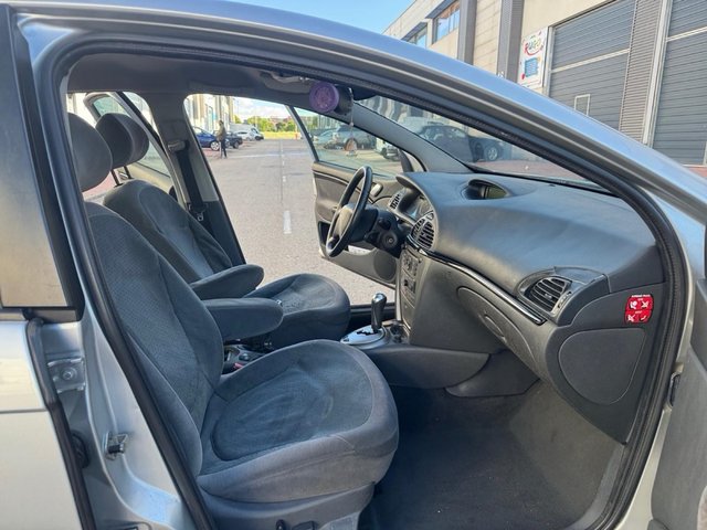 Citroen C5 2007 2.0HDY automatico pegatina b diese