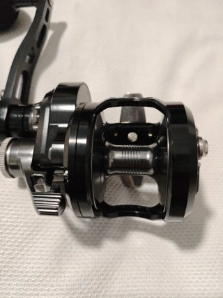 Carrete Pesca Hart Brutal 2SP 60L