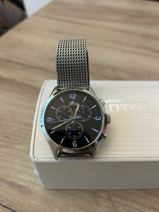 Reloj Lotus Hombre Negro y Plateado
