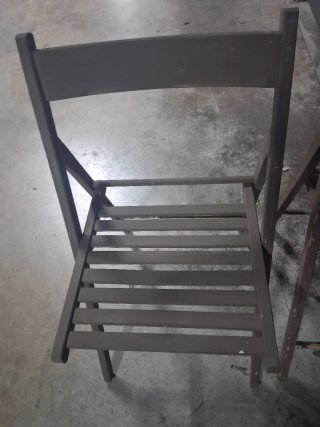 2 Sillas de Madera Plegables