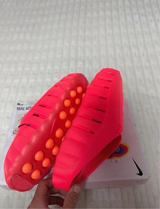 Nike Mind 001 Slide Solar Red