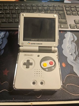 Nintendo Game Boy Advance SP pantalla ips