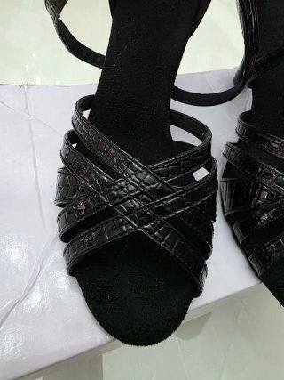 Zapatos de baile latino negros