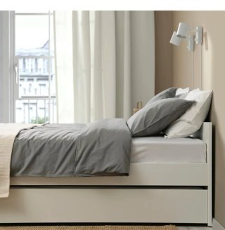 Cama VIHALS 140cm + Cama Nido IKEA + colchón.
