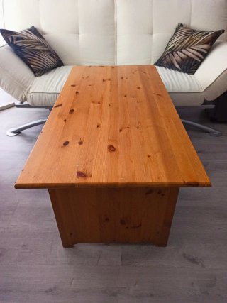 Mesa de centro de madera