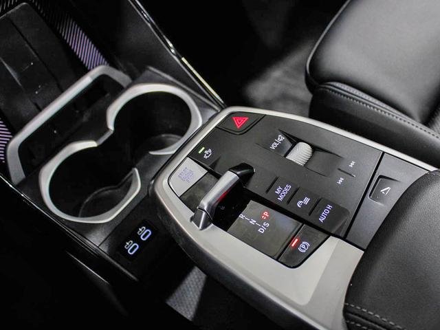 BMW X1 2024, foto 17
