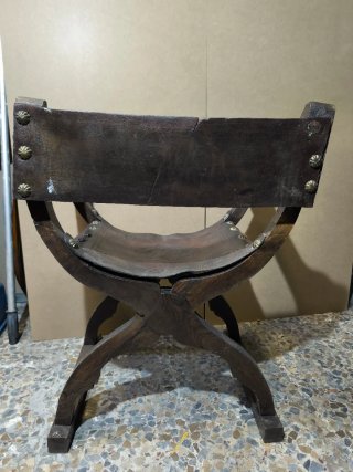 Silla de tijera antigua