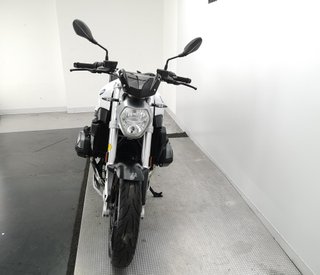 BMW R 1200 R 2018 22892 kms.