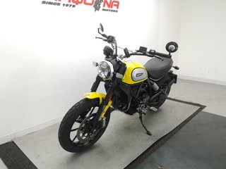 DUCATI SCRAMBLER ICON 2022 11092 kms.
