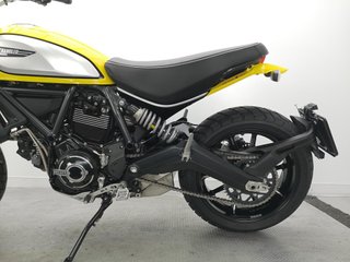 DUCATI SCRAMBLER ICON 2022 11092 kms.