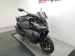 VOGE SR4 MAX 2024 9989 kms.