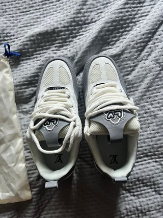 LV Skate bianche grigie NUOVE PREZZO TRATTABILE