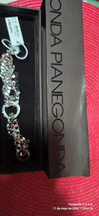 Pulsera Pianegonda  Plata. Con Diseños