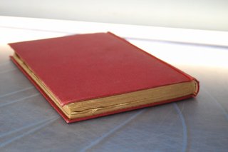 Libros antiguos, escritoras: Eugenia Marlit + Concha Linares Becerra. Años 20.