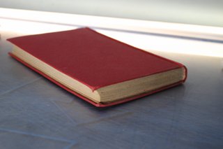 Libros antiguos, escritoras: Eugenia Marlit + Concha Linares Becerra. Años 20.