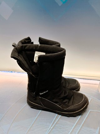 Botas nieve de descanso quechua talla 34 en buen estado