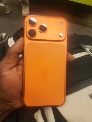 iPhone 17 Naranja - Solo Activar