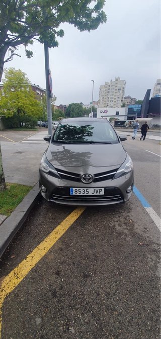 Toyota corola verso