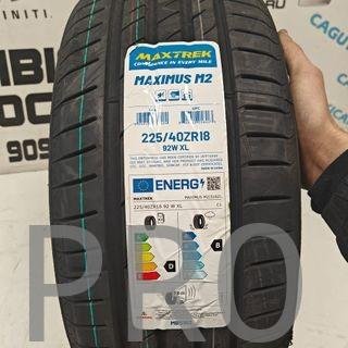 JUEGO 2 NEUMATICOS 225/40 R18 MAXTREK NUEVO