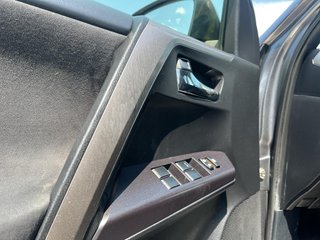 TOYOTA RAV4 2.5 VVT-I 145KW HYBRID FEEL AUTO 197 5P