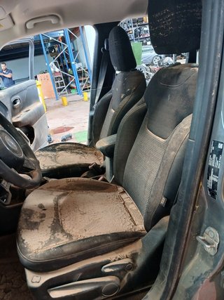 ASIENTO DELANTERO IZQUIERDO Jeep Renegade (BU)(2014->)
