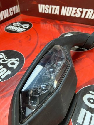 Espejo Derecho YAMAHA R6 2018, Ref BN62629000